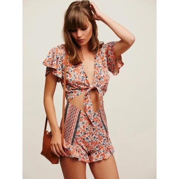 Free People Floral Tie Waist Ruffle Short Surf Date Jumpsuit Romper Sz 0 - Picture 1 of 15